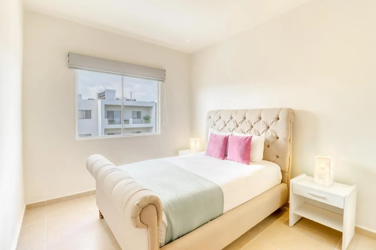 Apartamento Depa De Elias 410 @ Selvanova 6C Playa del Carmen México