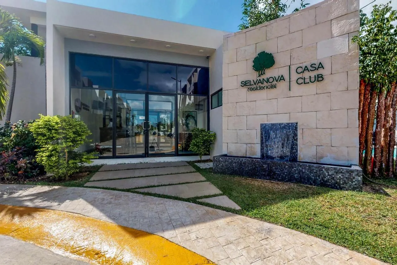 Depa De Elias 410 @ Selvanova 6C Playa del Carmen